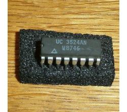 UC 3524 AN ( stromgesteuerter PWM-Controller ) #M4